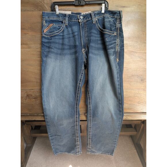 Ariat M-Series M5 Jeans Mens 38x32 Blue Denim Straight Leg Medium Wash 10014010 - Picture 1 of 4
